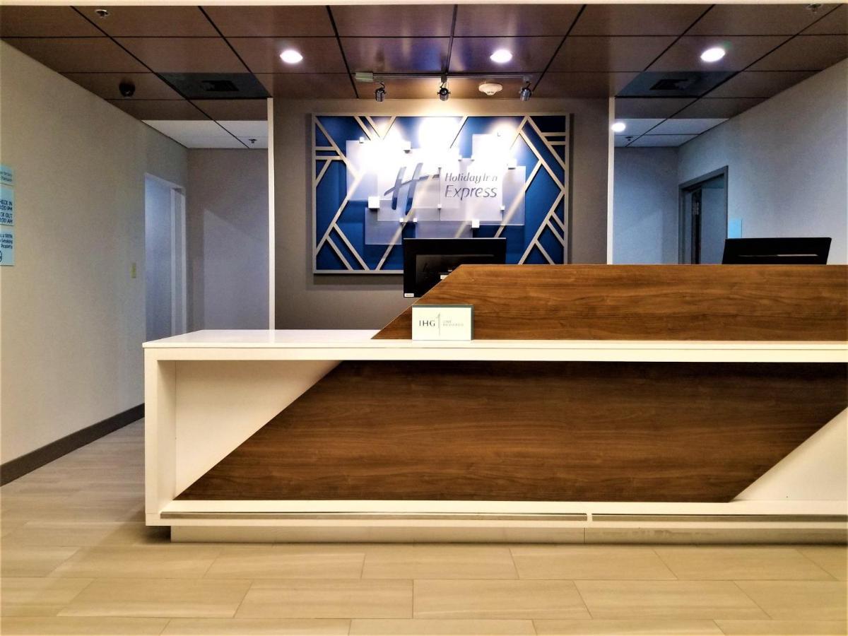 Holiday Inn Express Apex - Raleigh By Ihg Εξωτερικό φωτογραφία