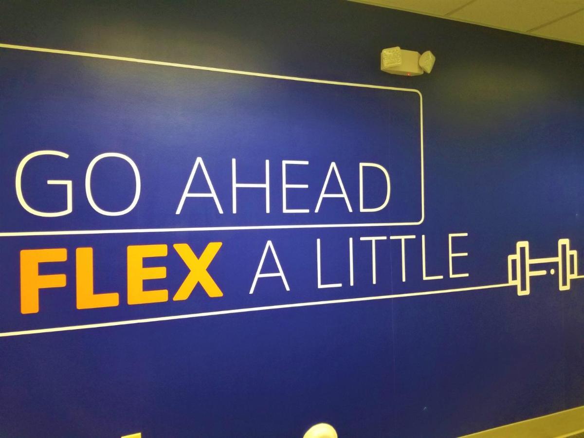 Holiday Inn Express Apex - Raleigh By Ihg Εξωτερικό φωτογραφία